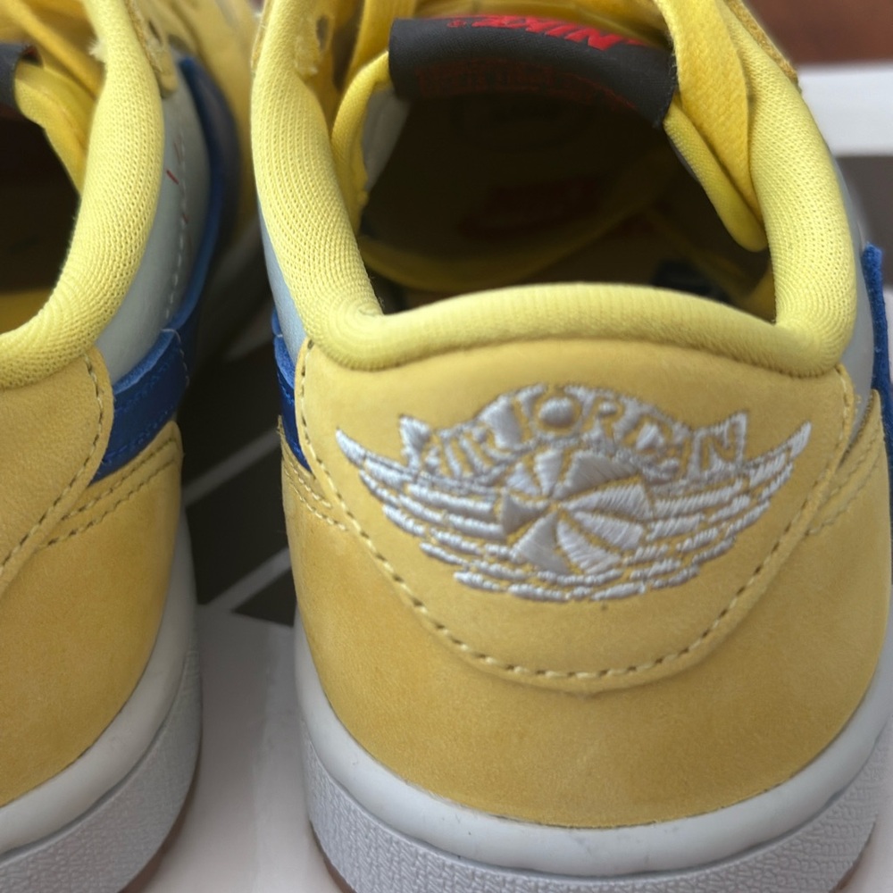 Travis Scott X Jordan 1 WMNS Low-Top Sneakers sz 5 - Picture 8 of 16